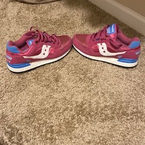 Brand New Women’s Saucony SHADOW 5000 Sneakers